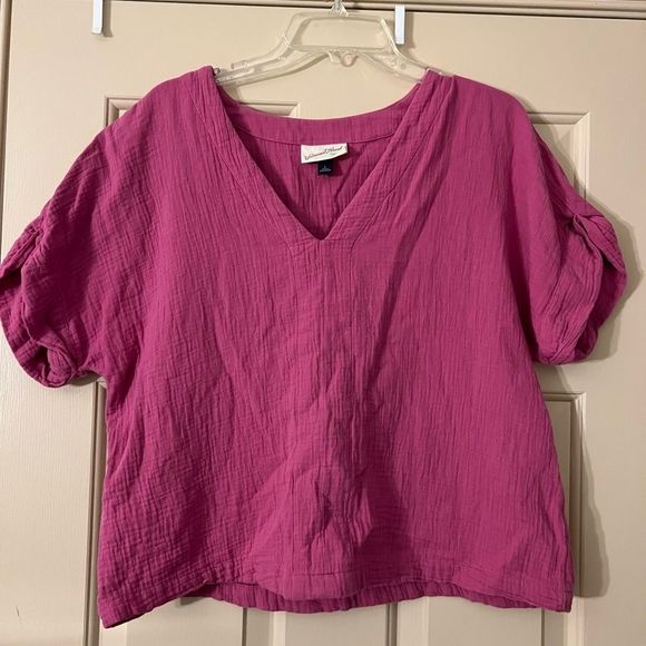 Universal Thread pink short sleeve top- size large! - Picture 2 of 3